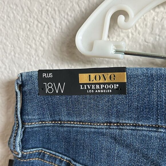 Liverpool The Gia Glider® Slim - Eco NWT Sz 18W pull on stitch fix - Picture 8 of 10